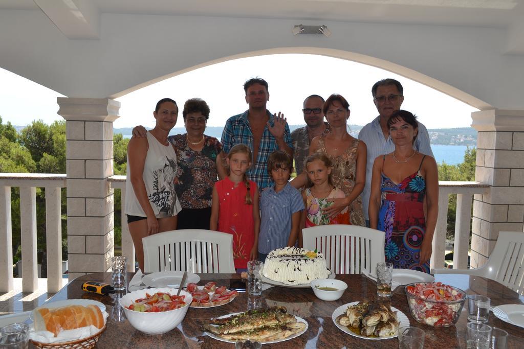 Villa Rosanda Apartments Trogir Ngoại thất bức ảnh