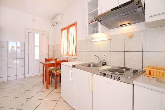 Villa Rosanda Apartments Trogir Ngoại thất bức ảnh