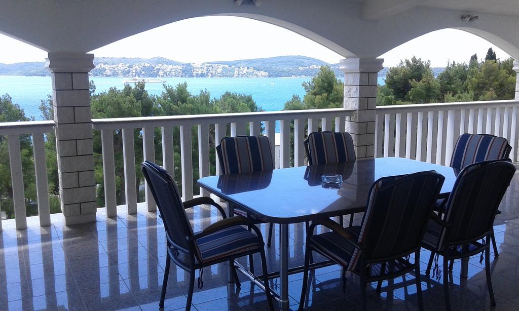 Villa Rosanda Apartments Trogir Ngoại thất bức ảnh