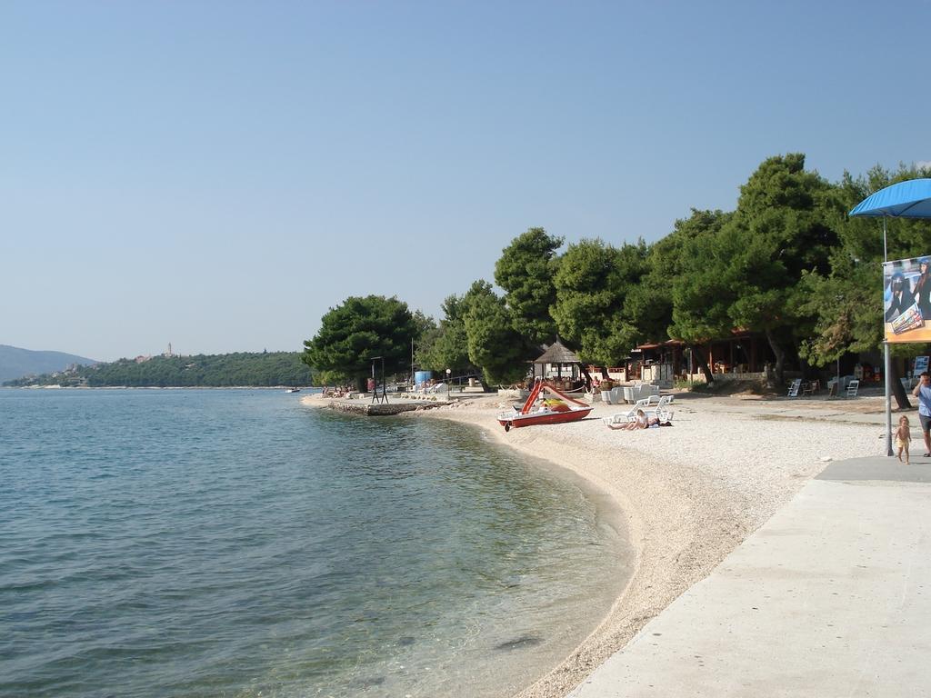 Villa Rosanda Apartments Trogir Ngoại thất bức ảnh