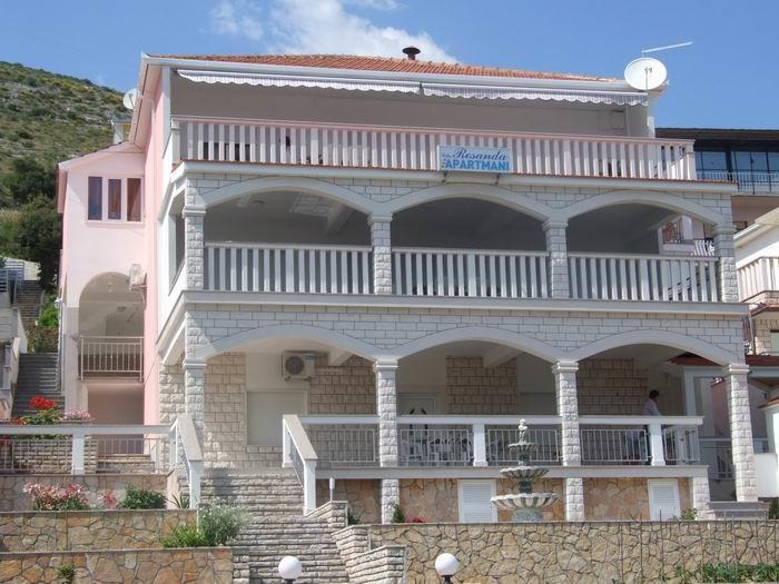 Villa Rosanda Apartments Trogir Ngoại thất bức ảnh