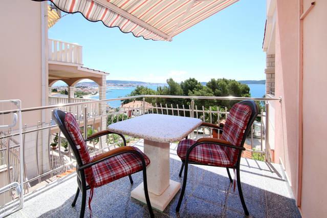 Villa Rosanda Apartments Trogir Ngoại thất bức ảnh